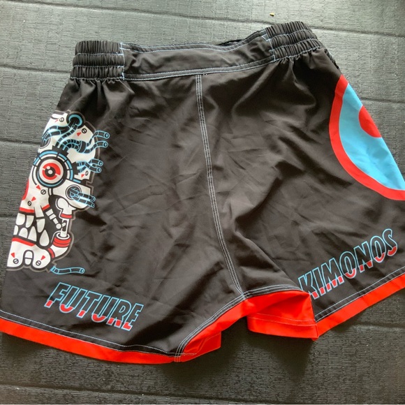 White and Black Unisex Future Kimonos Nogi Brazilian Jiu Jitsu Kit - Picture 4 of 4